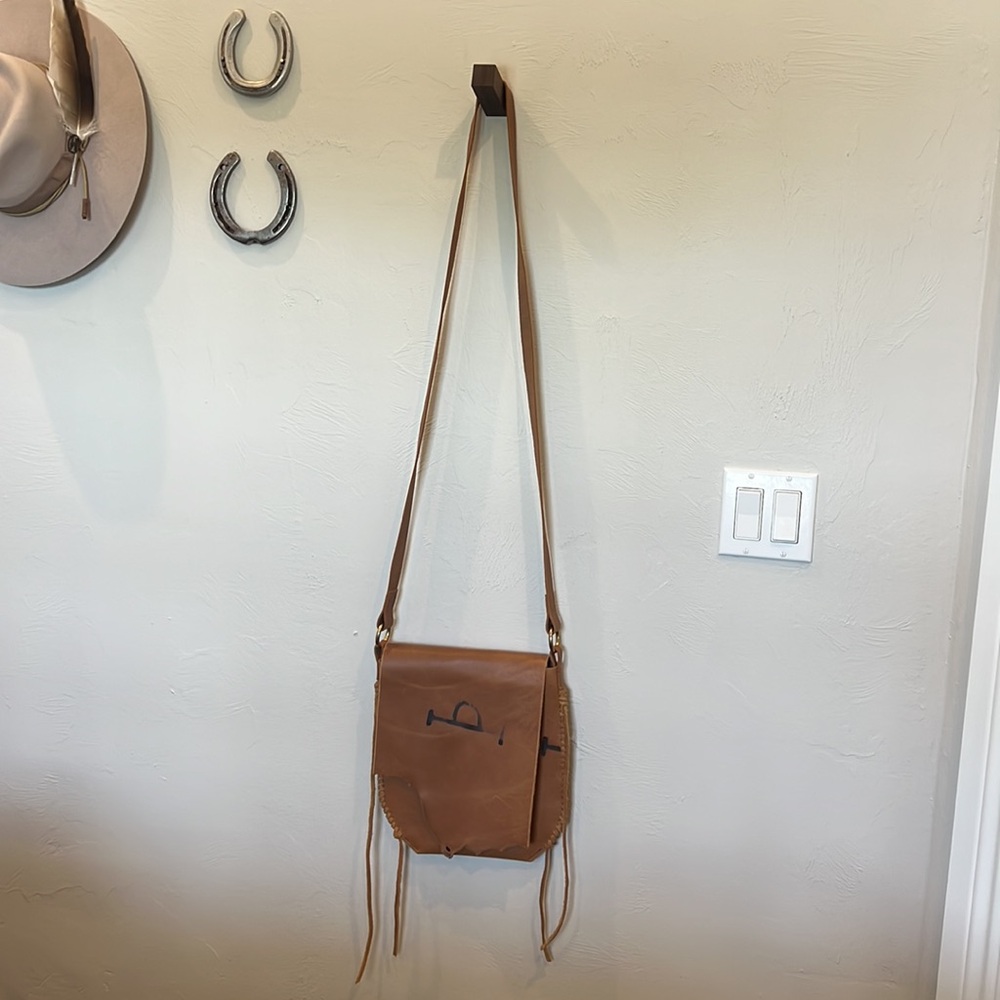 Hand made leather crossbody bag, one of a kind - Picture 2 of 5